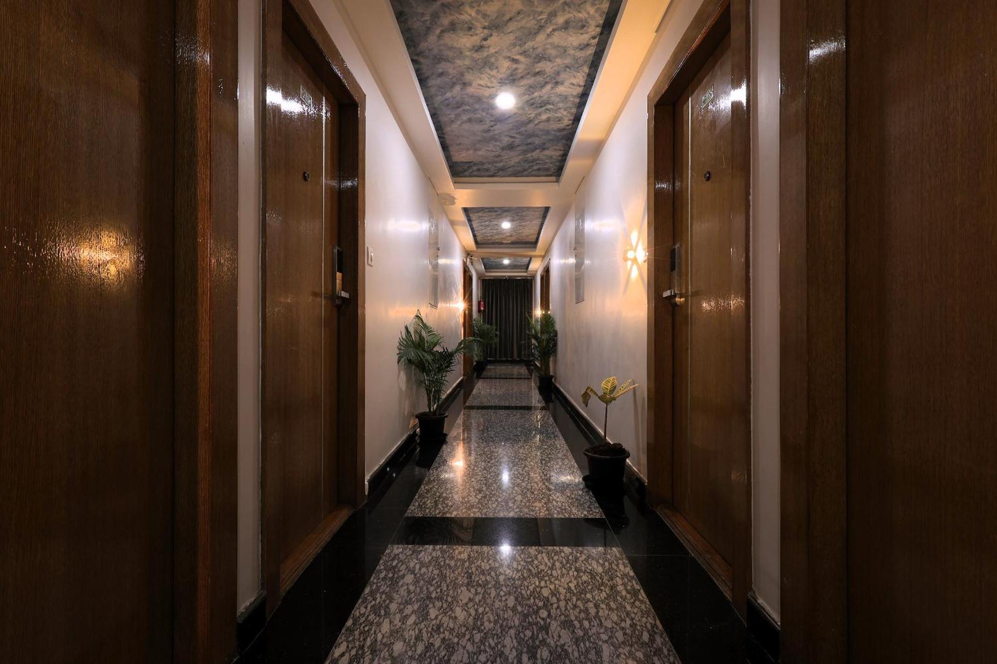 Hello Inn By Vyda Bangalore Bagian luar foto