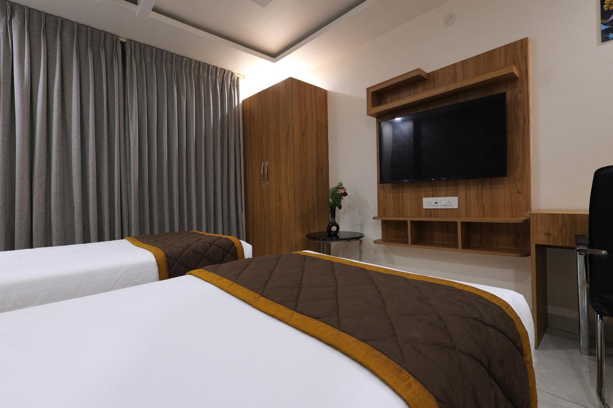 Hello Inn By Vyda Bangalore Bagian luar foto