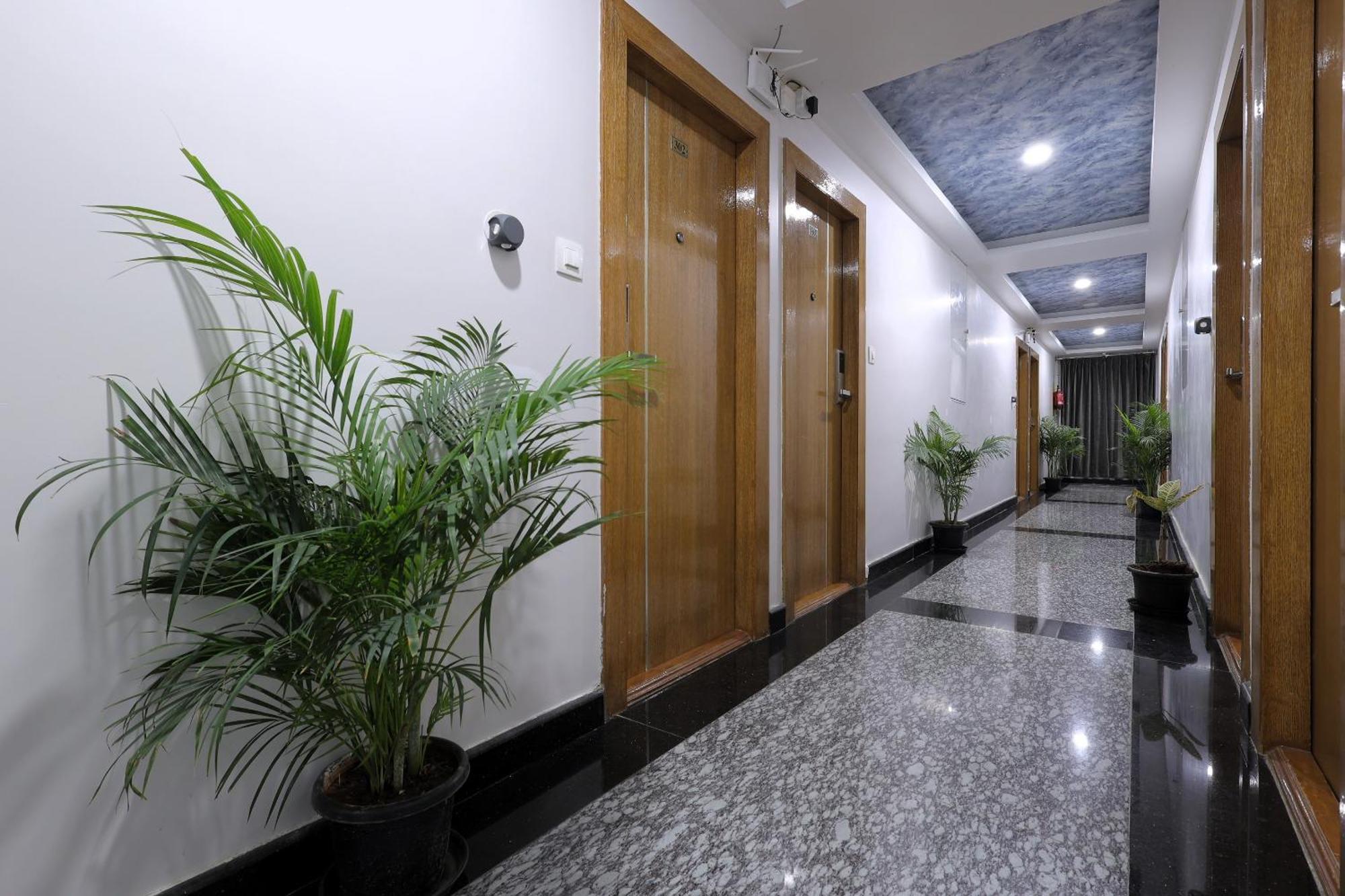 Hello Inn By Vyda Bangalore Bagian luar foto
